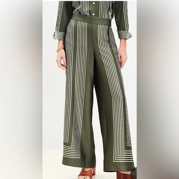 LOFT Pants - LOFT Forest Green Geometric Wide-Leg Pants